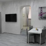 Casa Grey 3* Napoli
