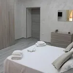 Casa Grey 3* Napoli
