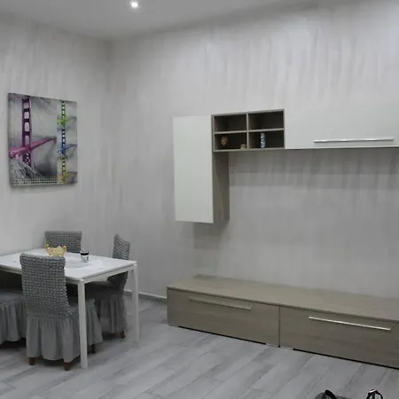 Aparthotel Casa Vacanza Grey *