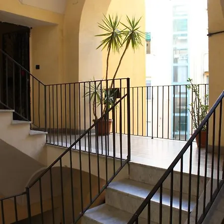 Aparthotel Casa Vacanza Grey *